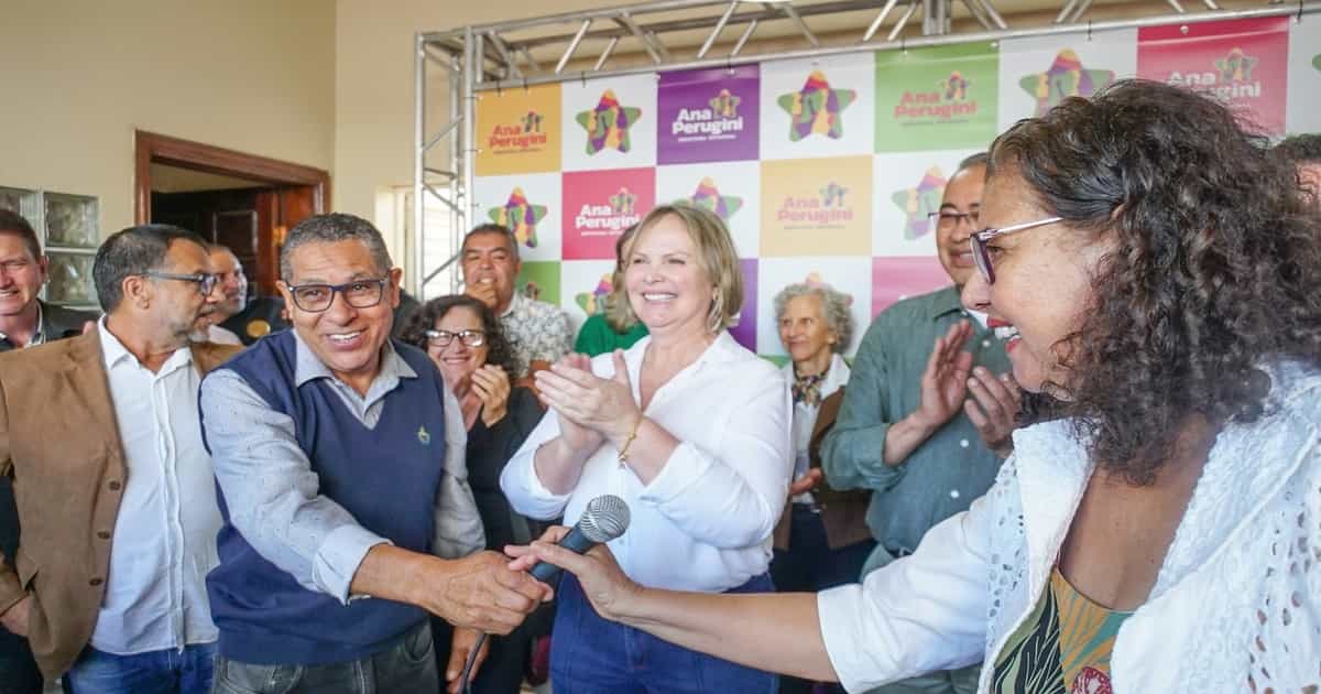 Ana Perugini inaugura novo gabinete em Hortolândia
