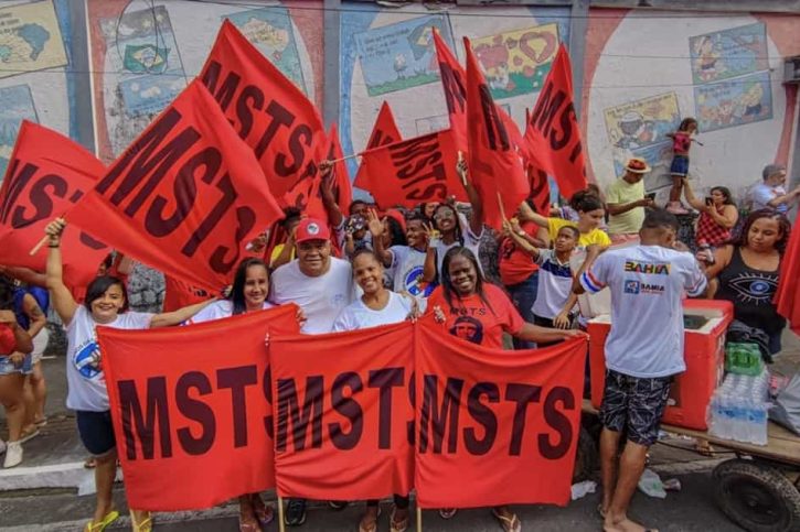 Deputado Valmir Assunção participa com Lula das comemorações do 2 de Julho em Salvador (BA)