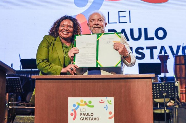 Governo Lula ações no Ministério da Cultura